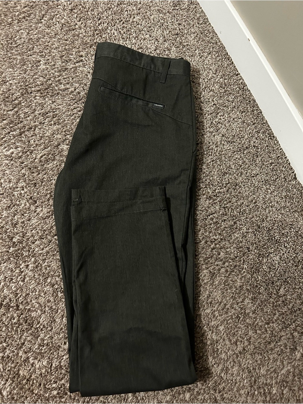 Volcom Men’s Black Straight-Leg Pants